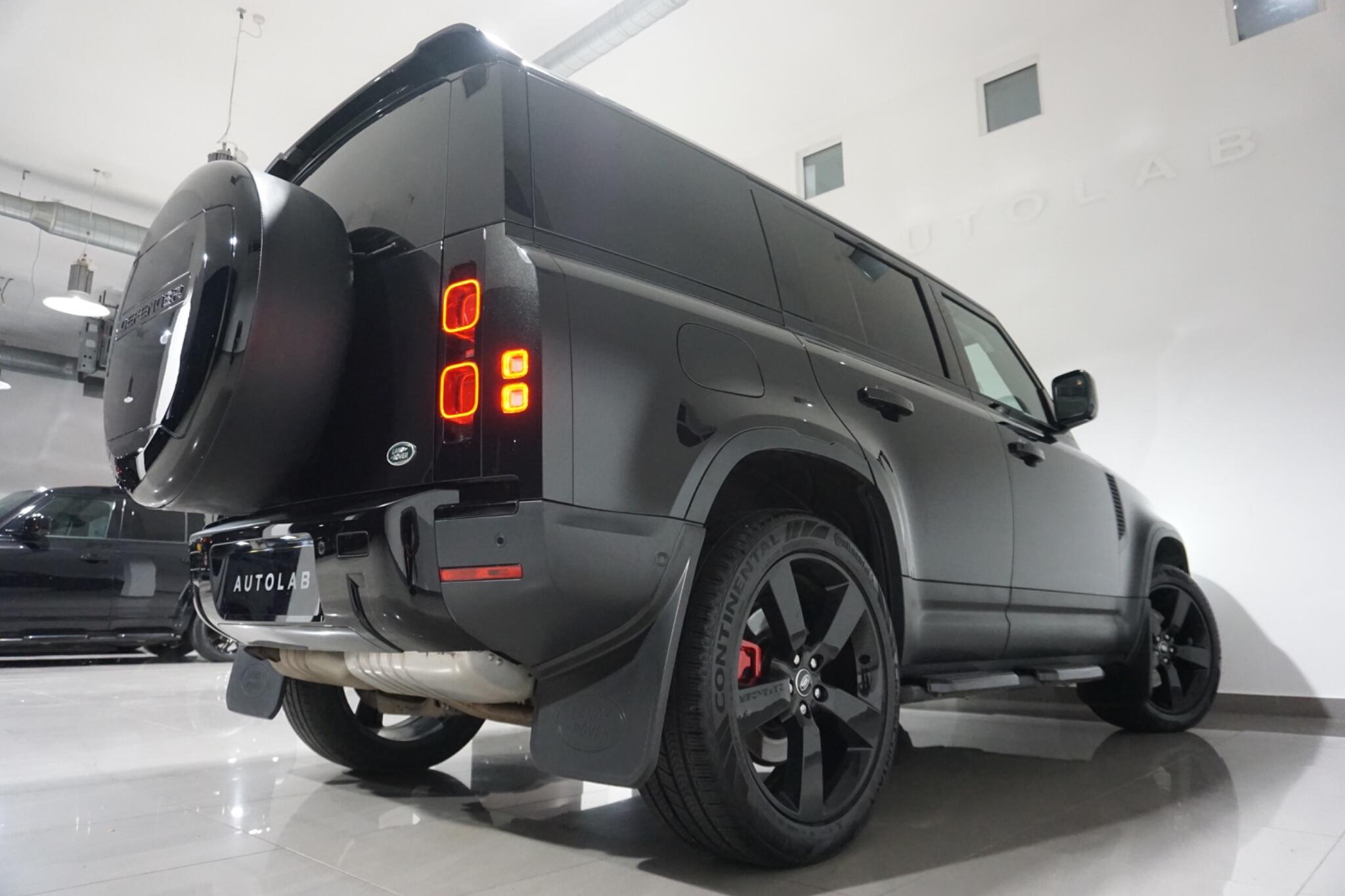 Land Rover Defender 110 3.0 D250 MHEV HSE Hard Top SUV 5dr Diesel Auto 4WD MWB Euro 6 (s/s) (250 ps)
